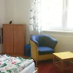 Keramicky A Vytvarny Atelier Konesin