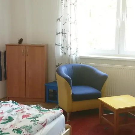 Keramicky A Vytvarny Atelier Konesin